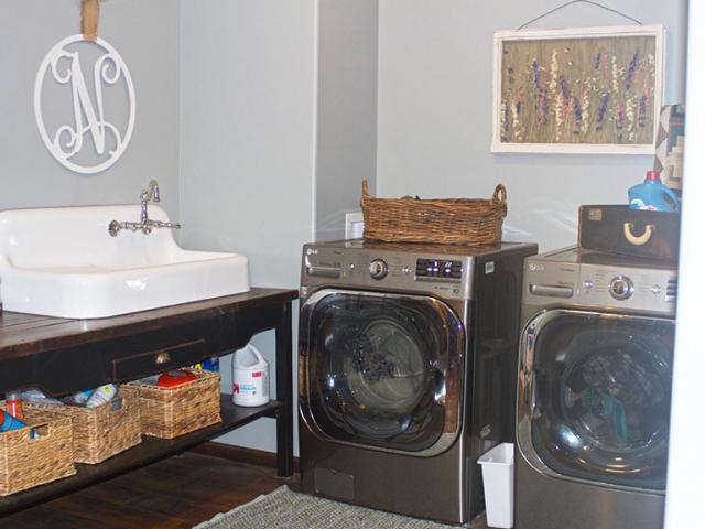 High-efficiency ENERGY STAR appliances include the clothes washer, refrigerator, dishwasher, exhaust fans, and the geothermal heat pump.