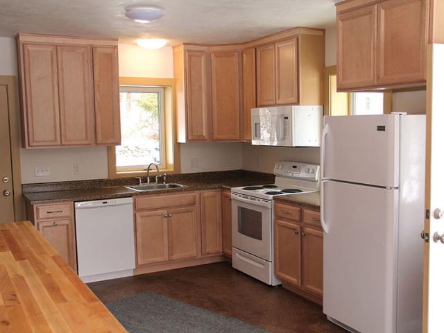 The refrigerator, dishwasher, bathroom fans, washing machine, and ventless heat-pump clothes dryer are all ENERGY STAR-rated appliances. All of the home's lighting uses advanced, energy-efficient LED technology.