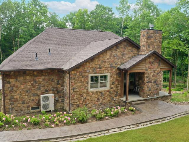 2024-Charis-2-back of house