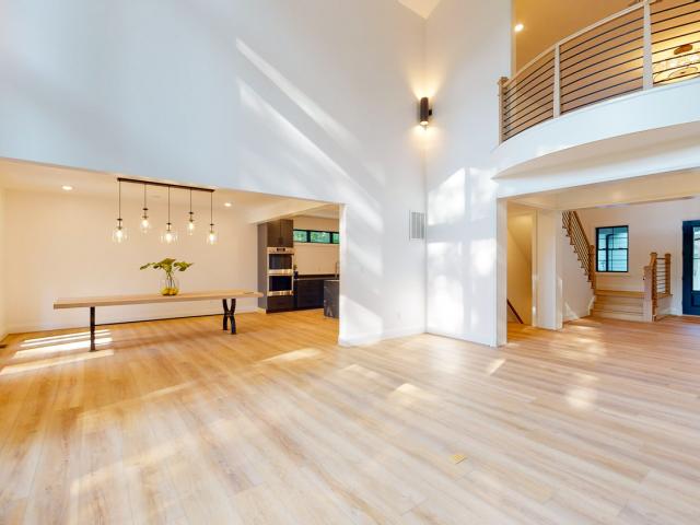 2024-Healthy-6-lvng rm3