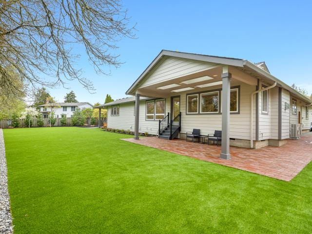 2024-Noyes-2-back of house