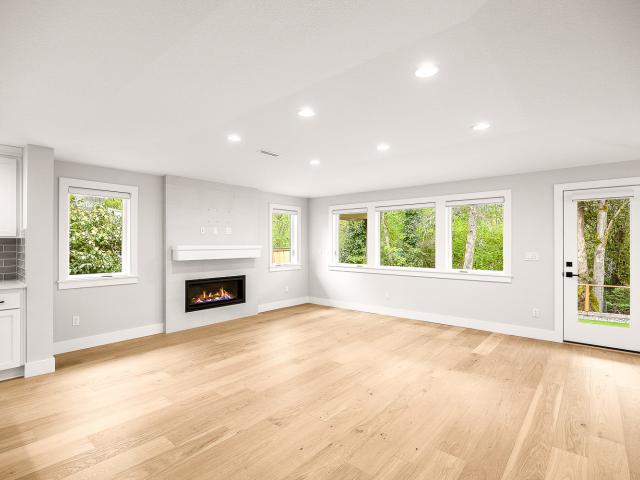 2024-Noyes-5-family room