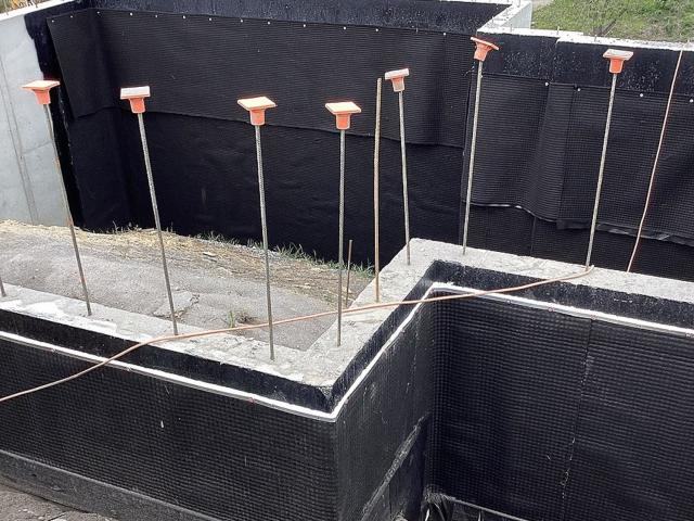 2024-Red Tree-7-drain board fndn - Copy