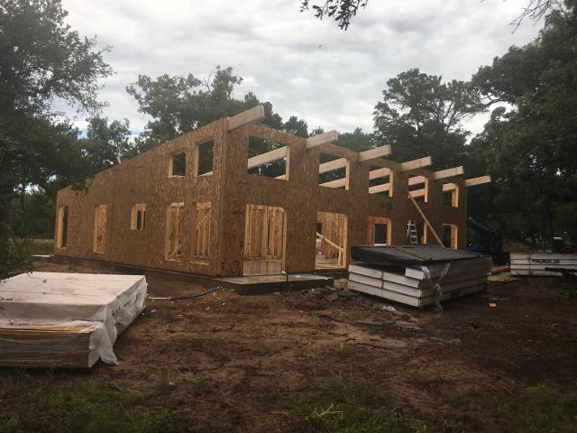 The 6.5-inch SIPs wall panels provide R-17 of wall insulation value. The 5.5-inch EPS core provides a near-continuous layer of thermal protection around the home as well as a near-continuous air barrier.