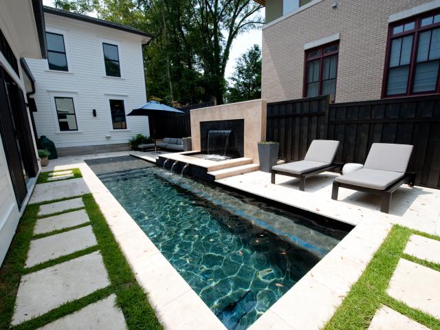 The urban infill home combined high-performance features with amenities to earn several awards including Southface Energy's Project of the Year 2014, the Greater Atlanta Homebuilders' Best Earthcraft House over 2,000 square feet and Best Home over 2,000 square feet and the Atlanta Urban Design Commission's Award of Excellence for New Construction in 2014, as well as a DOE 2015 Housing Innovation Award.