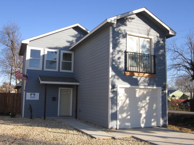 Carl Franklin Homes and Green Extreme Homes Community Development Corporation built this 1,594-square-foot two-story home in Garland, Texas, to the performance criteria of the U.S. Department of Energy Zero Energy Ready Home (ZERH) program.