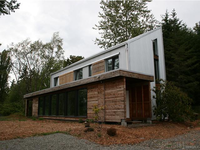 Bundle Design Studio built this 2,065-square-foot home in Bellingham, Washington, to the performance criteria of the U.S. Department of Energy Zero Energy Ready Home (ZERH) program.