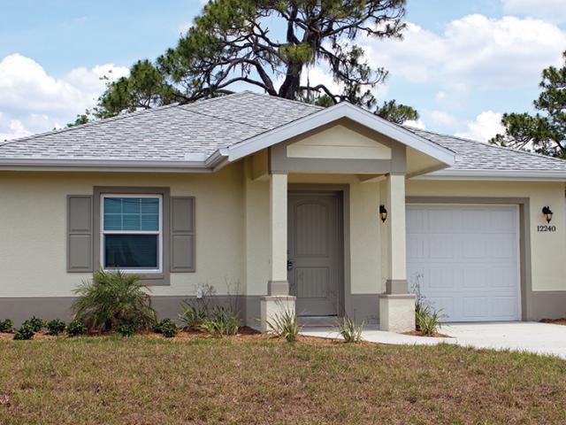 Habitat for Humanity South Sarasota built the Saragossa Innovation Home in Venice, Florida, to the DOE Zero Energy Ready Home (ZERH) program requirements.