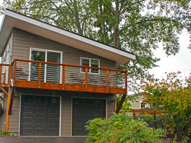 TC Legend Homes built this small 400-square-foot apartment over an existing garage behind a larger home in Seattle, Washington, to the performance criteria of the DOE Zero Energy Ready Home (ZERH) program.