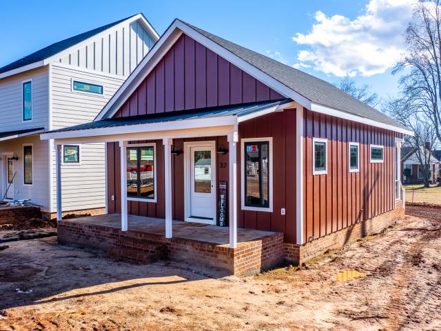 2024-Howard-1-front of house