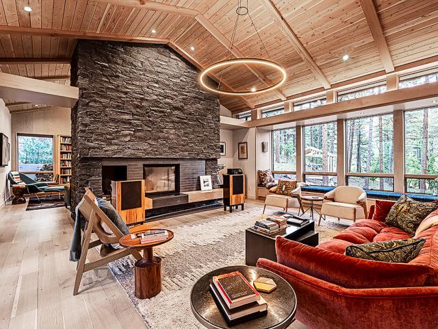 2024-MH-6-living room