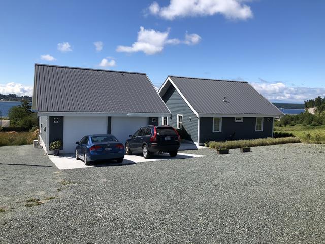 A detached garage is one of many air-quality protection features in the EPA Indoor airPLUS-certified home.