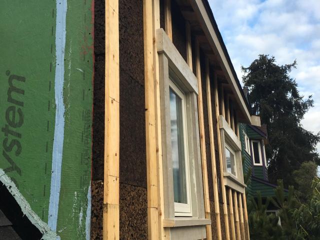 Three inches (R-12) of cork insulation covers the walls and the unvented roof deck of the home.