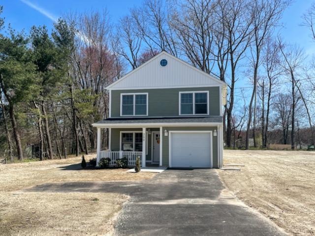 Habitat for Humanity North Central CT built this 1,612-square-foot affordable home in East Hartford, Connecticut, to the high performance criteria of the U.S. Department of Energy Zero Energy Ready Home (ZERH) program.