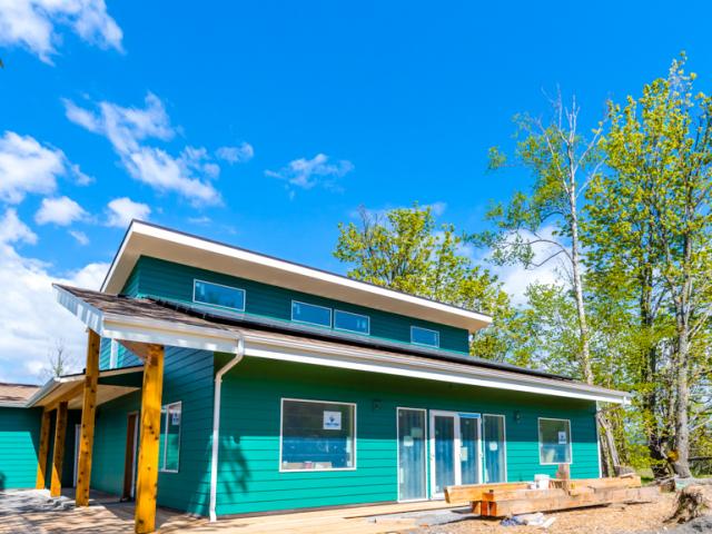 TC Legend Homes Builders built this 1,935-square-foot custom home in Bellingham, Washington, to the high performance criteria of the U.S. Department of Energy Zero Energy Ready Home (ZERH) program.