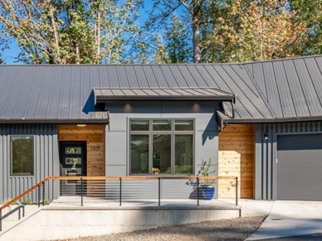 [bundle] design studio built this 1,878-square-foot custom home in Bellingham, Washington, to the high performance criteria of the U.S. Department of Energy’s Zero Energy Ready Home (ZERH) program.