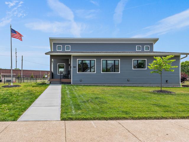 Deltec Homes and Greenacres High Performance Home Consulting built this 2,523-square-foot custom home in Hamilton, Ohio, to the high performance criteria of the U.S. Department of Energy’s Zero Energy Ready Home (ZERH) program.