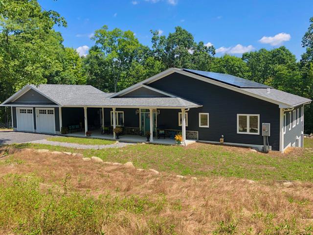 Zero Net Now built this 4,012-square-foot custom home in Wallkill, New York, to the high performance criteria of the U.S. Department of Energy Zero Energy Ready Home (ZERH) program.