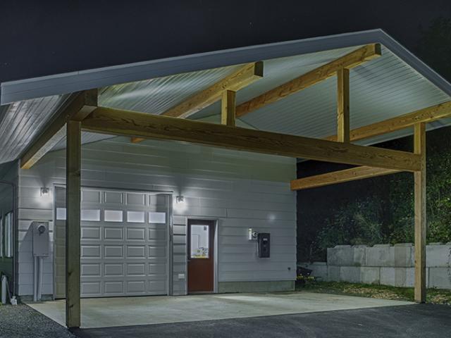 The detached garage keeps fumes away from this EPA Indoor airPLUS certified home.