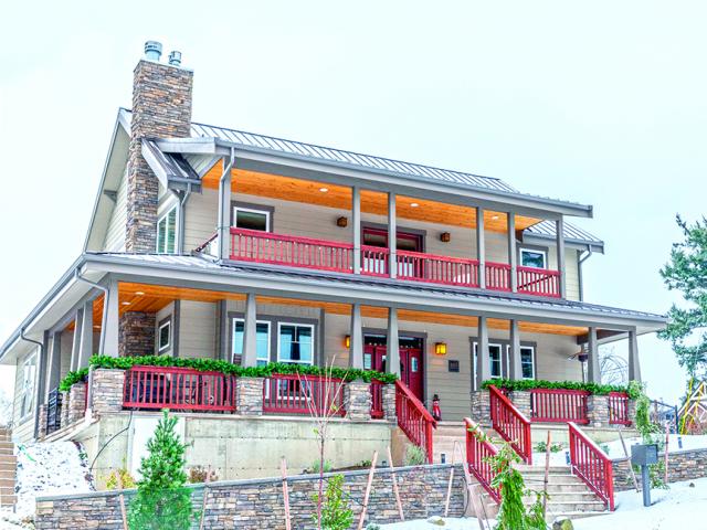 Clifton View Homes built this 2,873-square-foot custom home in Anacortes, Washington, to the high performance criteria of the U.S. Department of Energy Zero Energy Ready Home (ZERH) program.