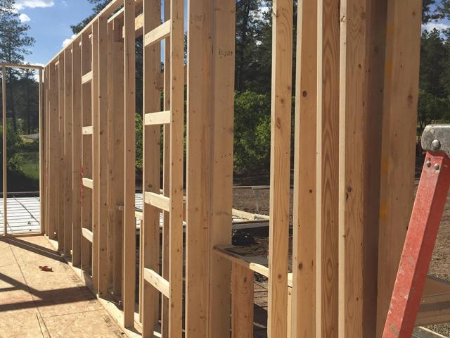 While most homes in this area have a wall insulation value of R-19, Mantell-Hecathorn builders achieved R-52 with 12-inch-thick double-stud exterior walls consisting of 2-by-6 wall plus a 2-by-4 wall.