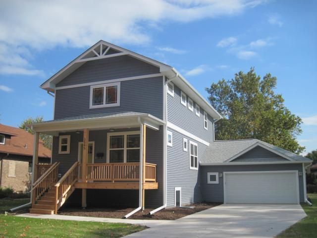 BrightLeaf Homes built this 2,880-square-foot home in a Chicago suburb, Brookfield, Illinois, to the performance criteria of the U.S. Department of Energy Zero Energy Ready Home (ZERH) program.