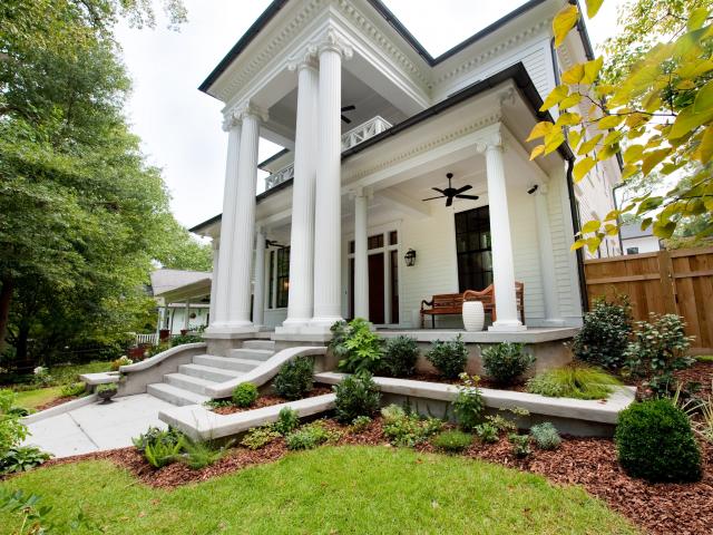 Heirloom Design Build built this 4,840-square-foot home in Atlanta, Georgia, to the performance criteria of the U.S. Department of Energy Zero Energy Ready Home (ZERH) program.