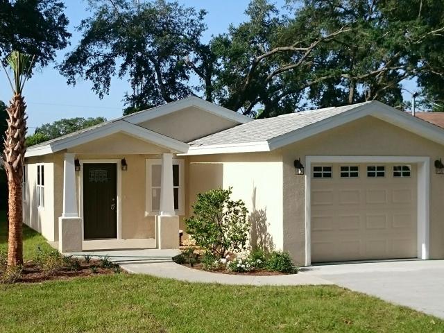 Sunroc Builders built this 1,104-square-foot home in Winter Haven, Florida, to the performance criteria of the U.S. Department of Energy Zero Energy Ready Home (ZERH) program.