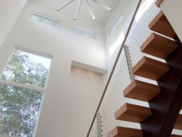 A high-efficiency ceiling fan supplements the cooling provided by the home’s high-efficiency ducted heat pumps and an additional ductless heat pump for the master bedroom.